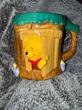 Vintage 1990’s Disney Winnie the Pooh Treehouse Mug! Brand New-Never Used.